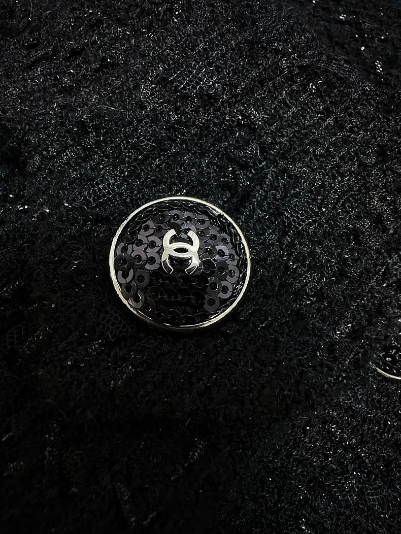 Chanel Chanel 21B Black Tweed Double-Breasted Coat Size M / US 6-8 / IT 42-44 - 5 Thumbnail