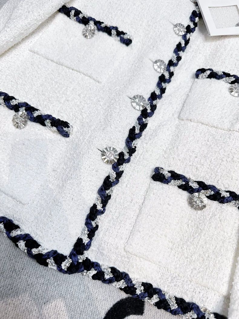 Chanel Chanel 23C White Diamond Trim Knit Jacket Size L / US 10 / IT 46 - 7 Thumbnail