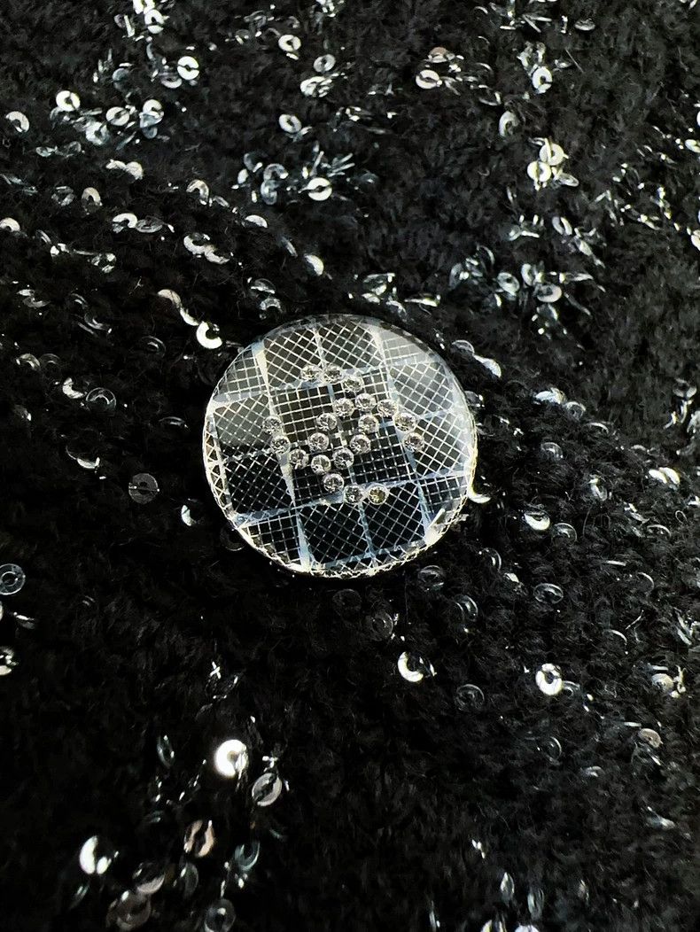Chanel CHANEL 21K Black Sequin Knit Cardigan Size M / US 6-8 / IT 42-44 - 4 Thumbnail