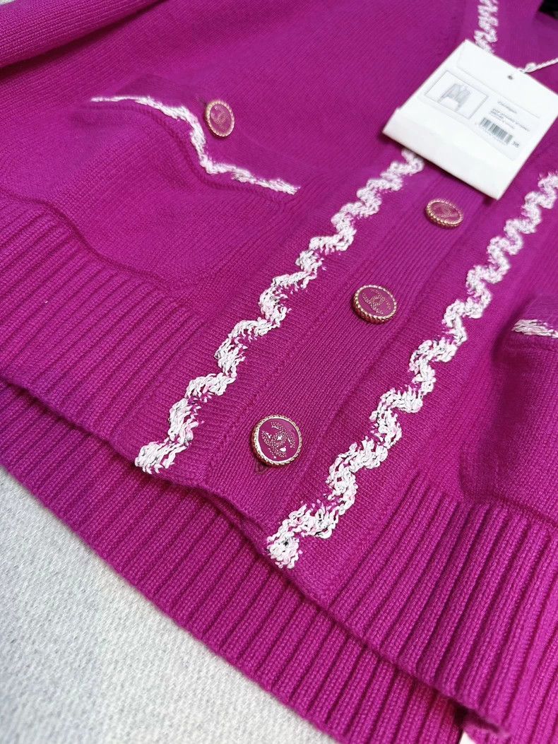 Chanel Chanel 21p Pink CC Cashmere Cardigan Size M / US 6-8 / IT 42-44 - 4 Thumbnail