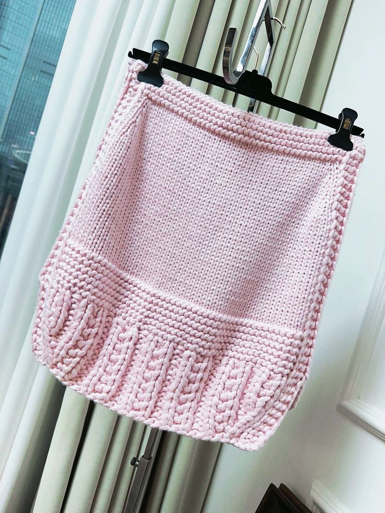 Chanel Chanel 22s Pink Knit Mini Skirt Size 26" / US 2 / IT 38 - 2 Thumbnail