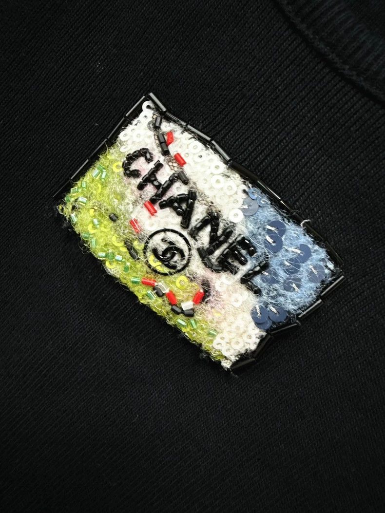 Chanel Chanel 23C Embroidered Sequin Letter T-shirt Size M / US 6-8 / IT 42-44 - 4 Thumbnail