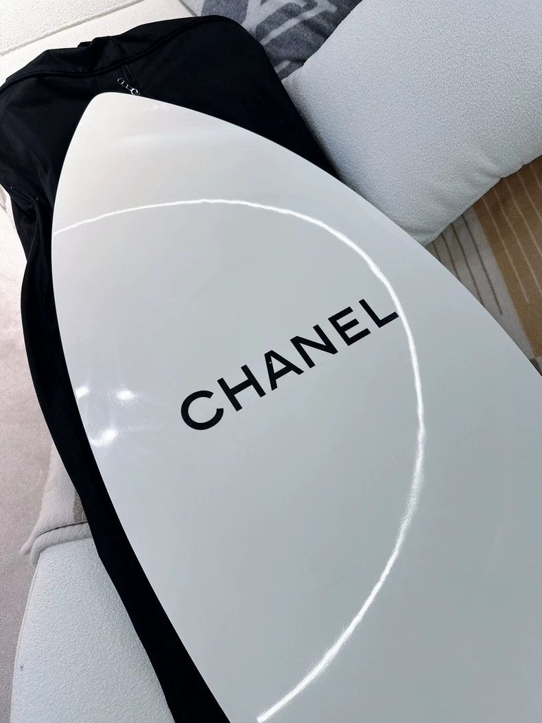 Chanel Chanel White Carbon Fiber Surfboard Size ONE SIZE - 5 Thumbnail