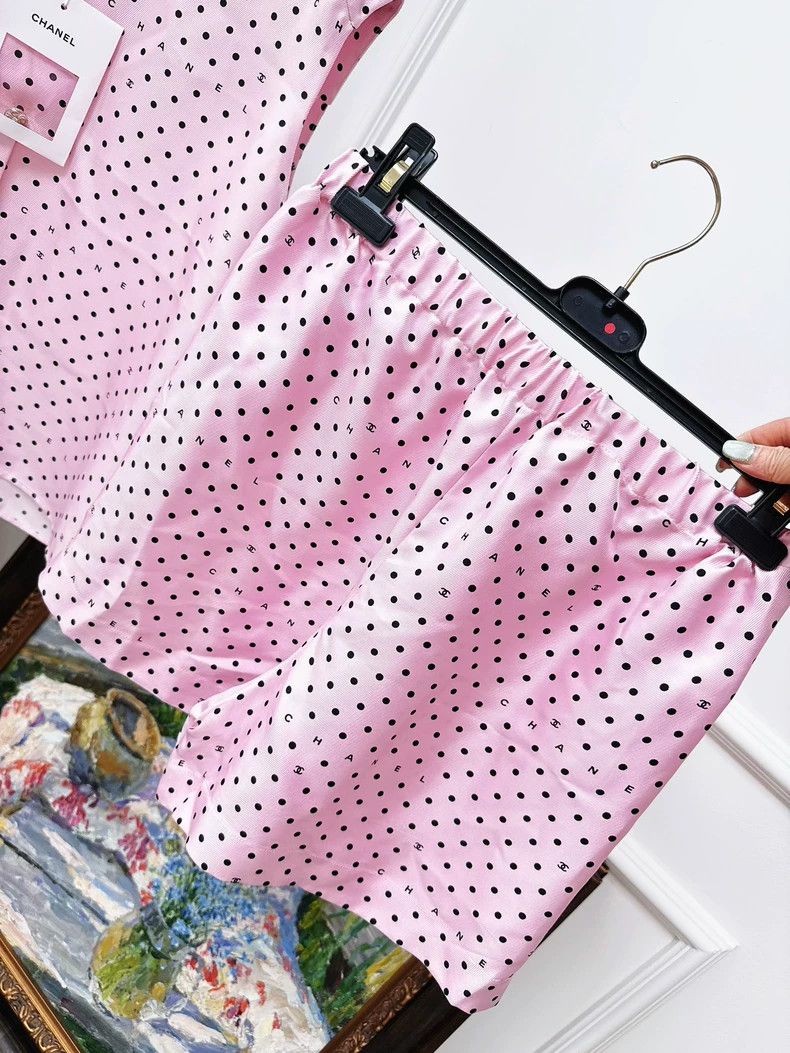Chanel Chanel 24P Pink Polka Dot Silk Shorts Size 38" / US 16 / IT 52 - 6 Thumbnail
