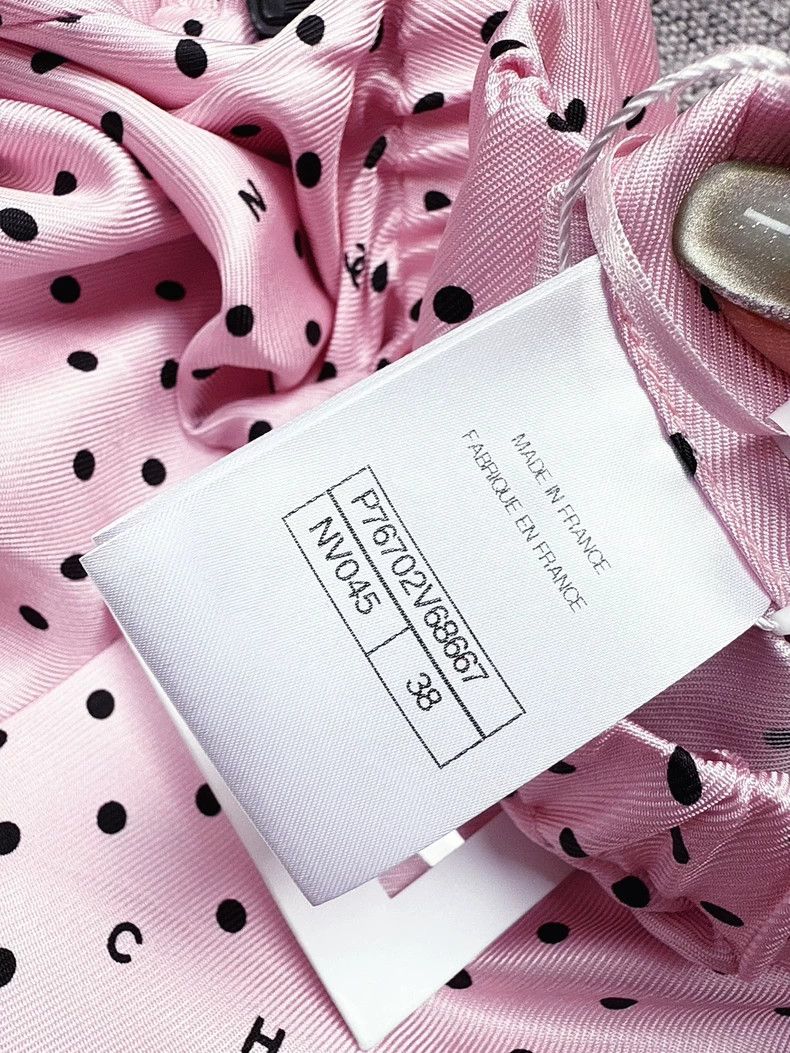 Chanel Chanel 24P Pink Polka Dot Silk Shorts Size 38" / US 16 / IT 52 - 3 Thumbnail