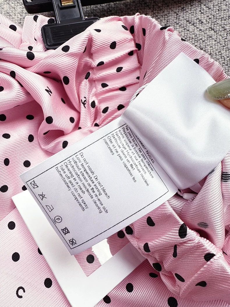 Chanel Chanel 24P Pink Polka Dot Silk Shorts Size 38" / US 16 / IT 52 - 4 Thumbnail