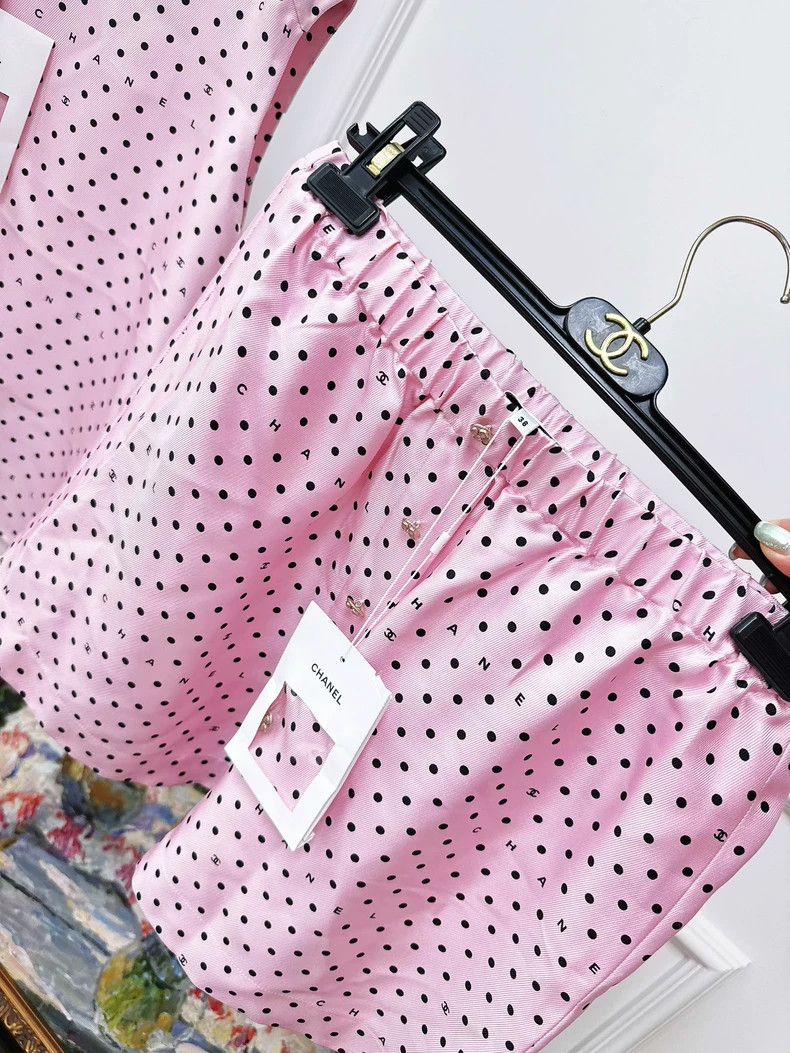 Chanel Chanel 24P Pink Polka Dot Silk Shorts Size 38" / US 16 / IT 52 - 5 Thumbnail