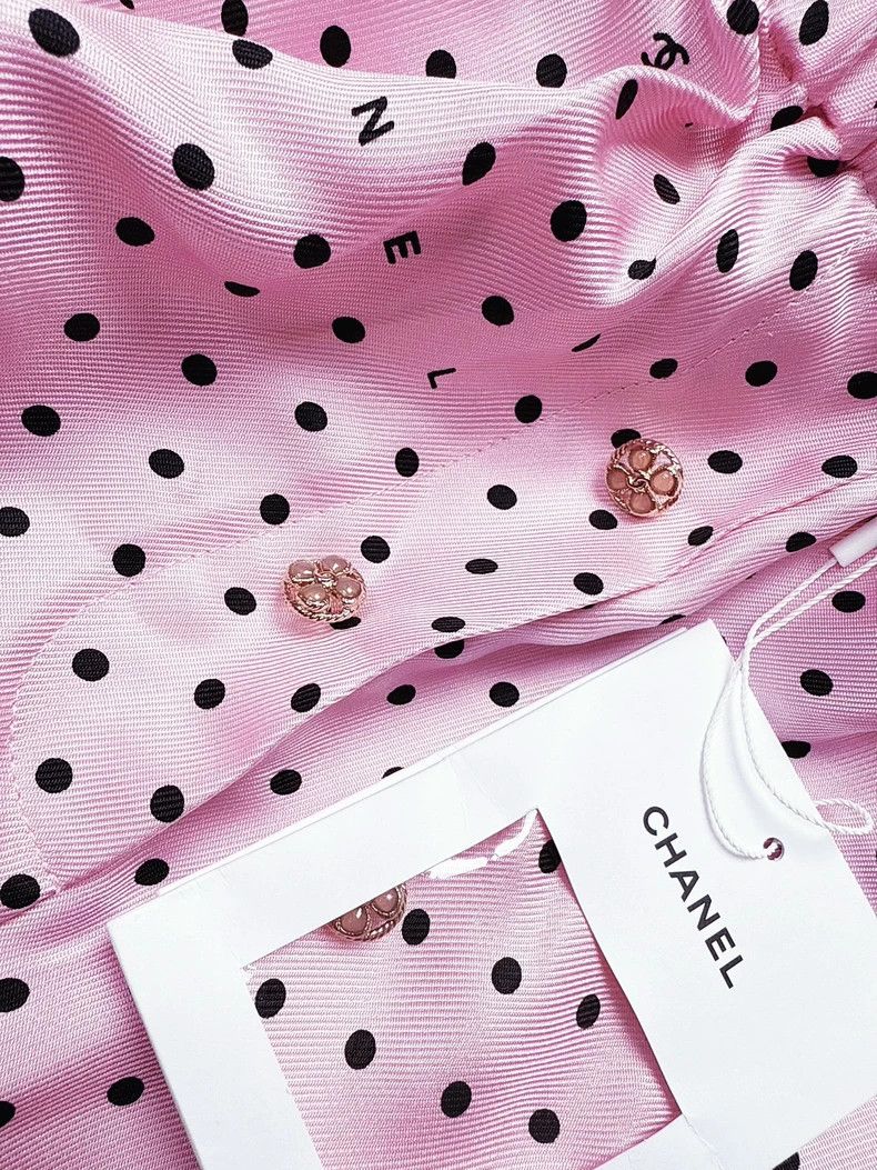 Chanel Chanel 24P Pink Polka Dot Silk Shorts Size 38" / US 16 / IT 52 - 2 Thumbnail