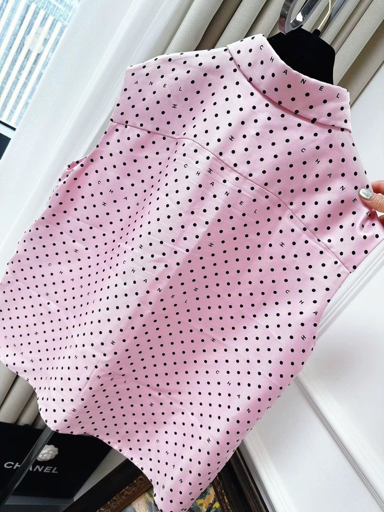 Chanel Chanel Pink Polka Dot Sleeveless Blouse Size M / US 6-8 / IT 42-44 - 3 Thumbnail