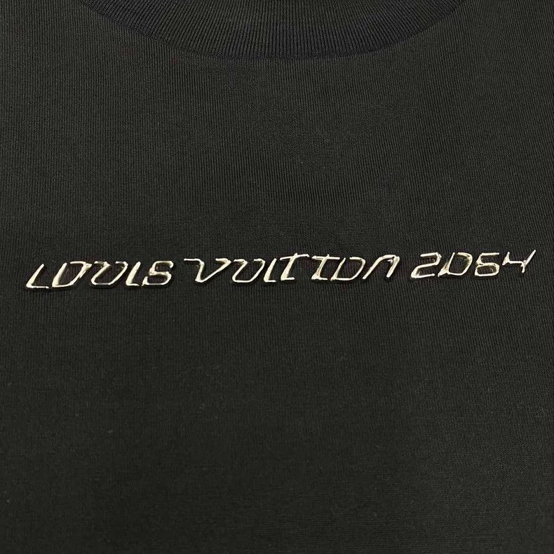 Louis Vuitton Louis Vuitton Metal Logo Short Sleeve T-Shirt - dmc Size XS / US 0-2 / IT 36-38 - 3 Thumbnail