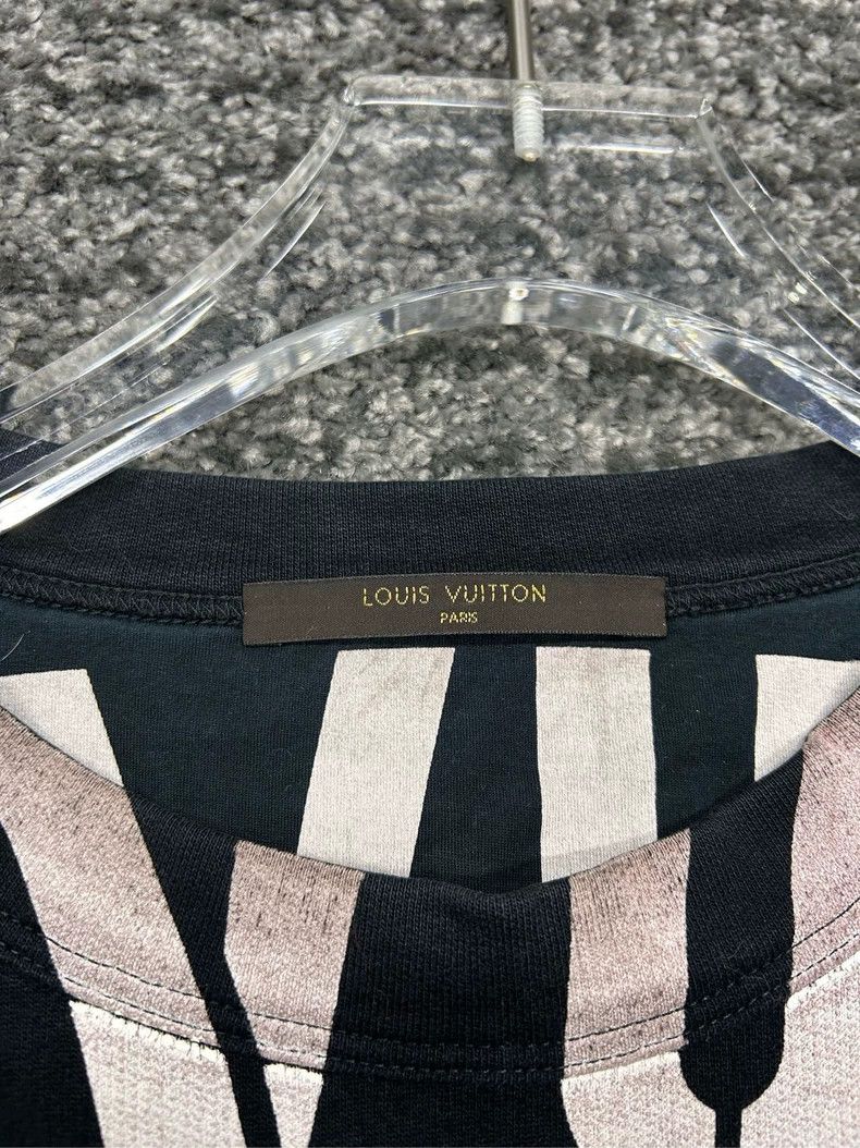 Louis Vuitton Louis Vuitton Frgmt Collaboration Sweatshirt - dmc Size M / US 6-8 / IT 42-44 - 4 Thumbnail