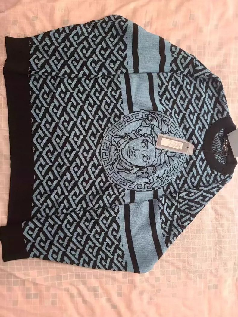 Versace Versace Wool Logo Pattern Sweater - dmc Size M / US 6-8 / IT 42-44 - 5 Thumbnail