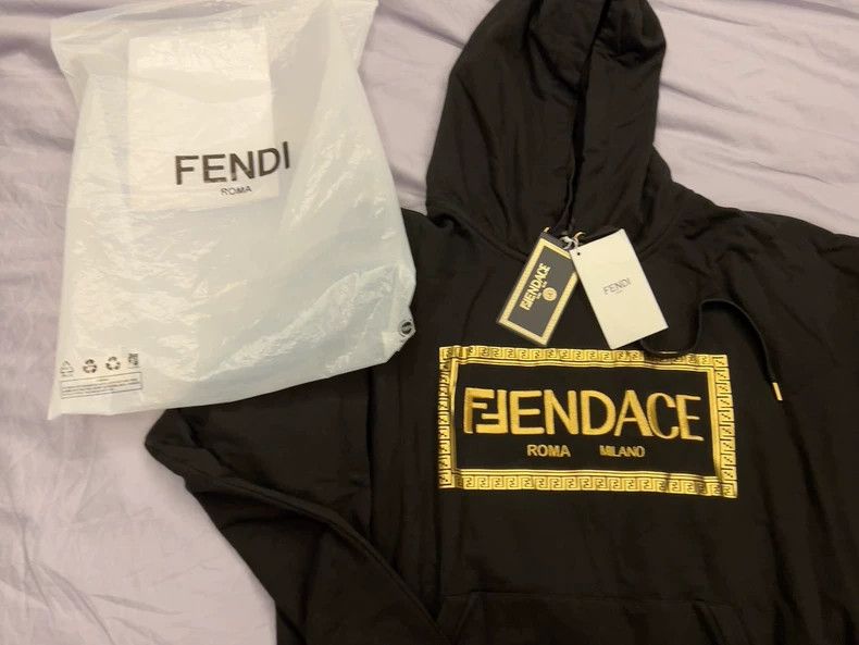Fendi FENDI X VERSACE Fendace Print Hoodie - dmc Size M / US 6-8 / IT 42-44 - 4 Thumbnail