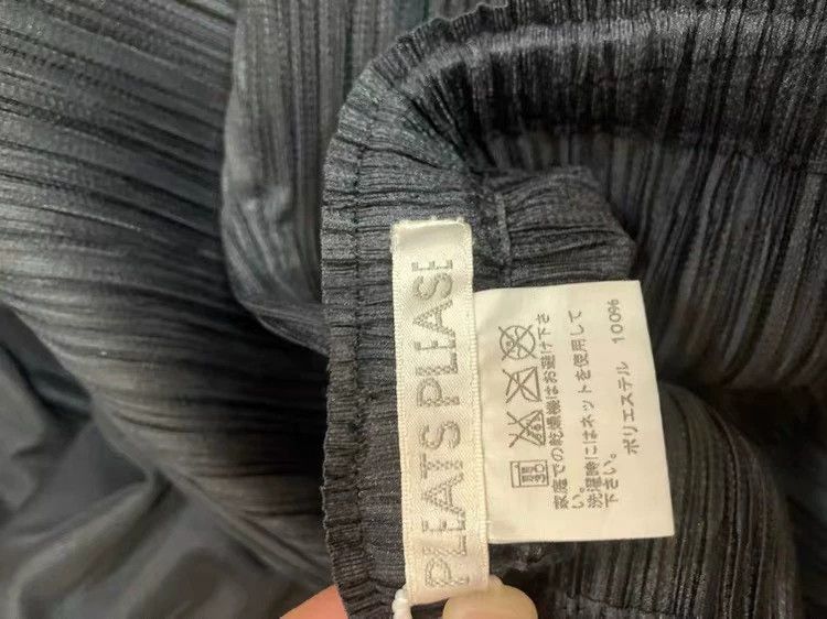 Issey Miyake Issey Miyake Black Pleated Puff Pants - dmc Size 28" / US 6 / IT 42 - 2 Thumbnail