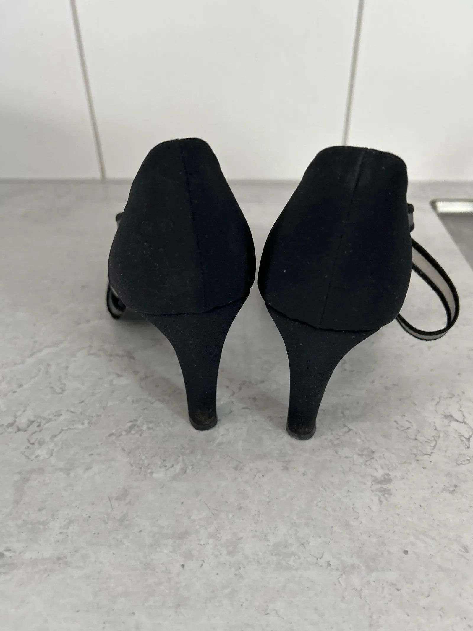 Bruno Magli Bruno Magli Heels Size US 9 / IT 39 - 6 Thumbnail
