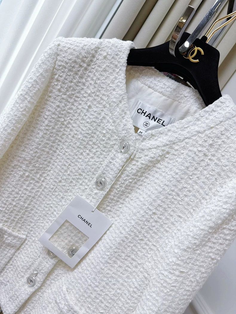 Chanel Chanel 23P White Tweed Long Sleeve Jacket Size M / US 6-8 / IT 42-44 - 2 Thumbnail