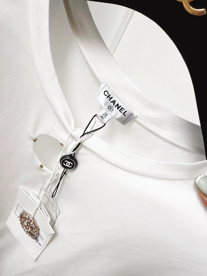 Chanel Chanel 20s Logo Short Sleeve T-Shirt Size M / US 6-8 / IT 42-44 - 4 Thumbnail