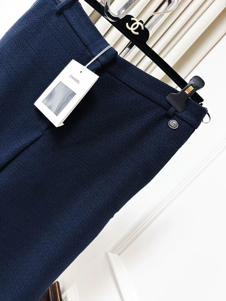 Chanel Chanel 21P Deep Blue Bermuda Shorts Size 38" / US 16 / IT 52 - 3 Thumbnail