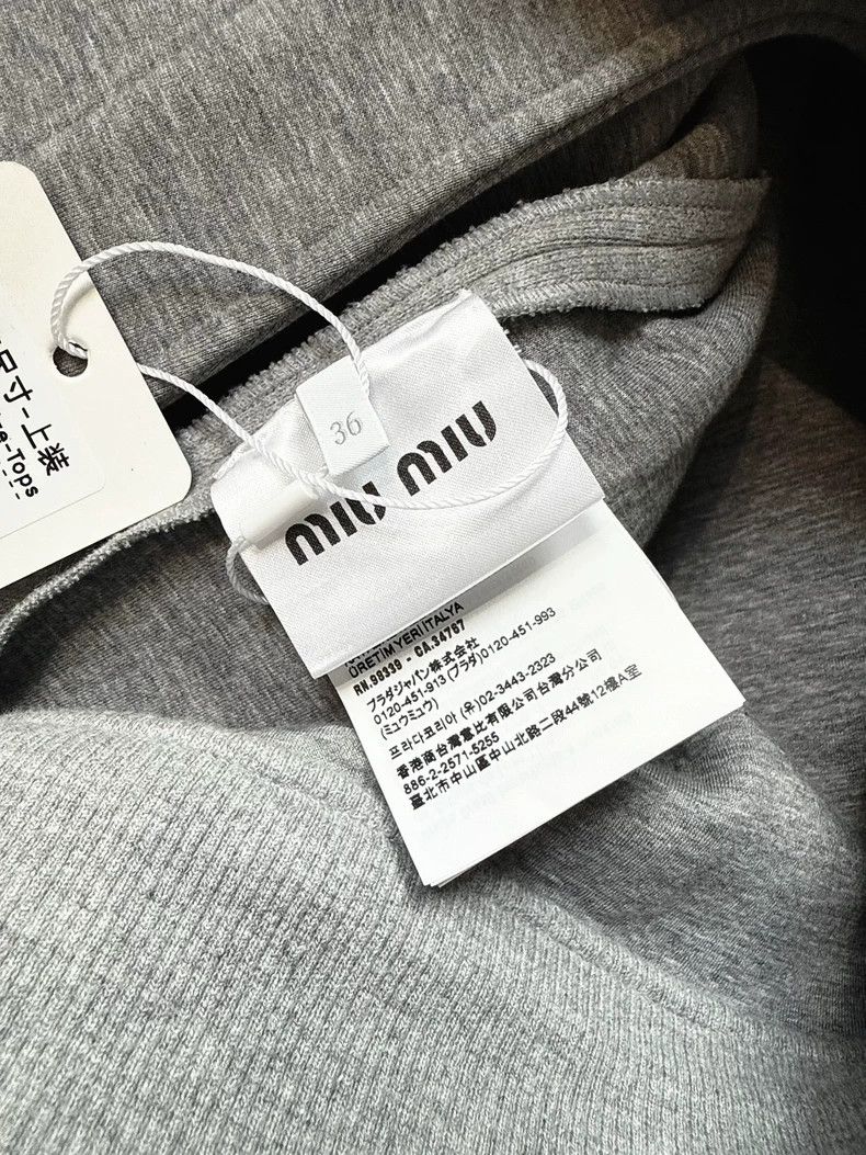 Miu Miu MiuMiu Grey Jacket with Pleated Skirt Set Size M / US 6-8 / IT 42-44 - 5 Thumbnail