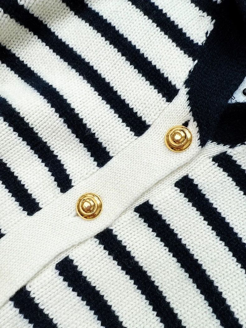 Miu Miu Miu Miu Navy Collar Striped Knit Top Size M / US 6-8 / IT 42-44 - 4 Thumbnail