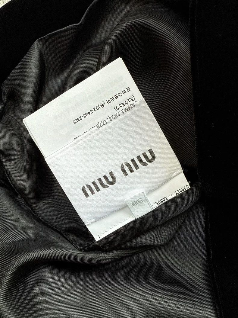 Miu Miu Miumiu Black Velvet Mini Skirt With Pockets Size 38" / US 16 / IT 52 - 6 Thumbnail