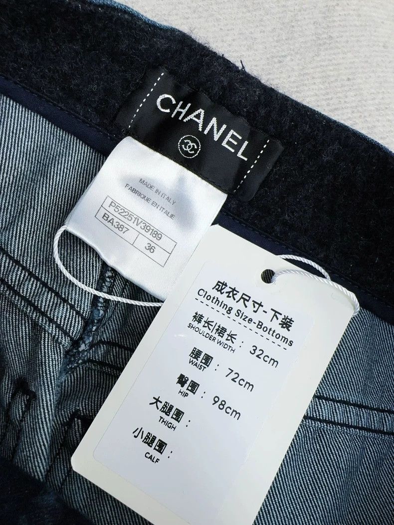 Chanel Chanel Dark Blue Denim Shorts Size 36" / US 14 / IT 50 - 6 Thumbnail