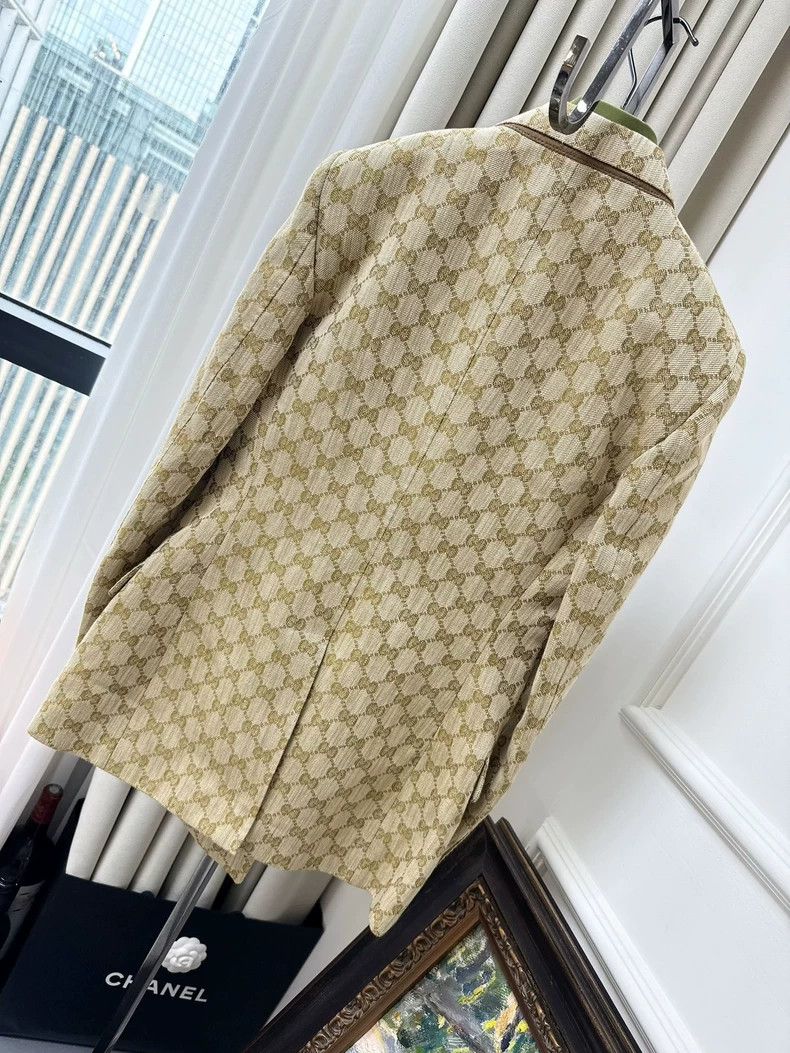 Gucci Gucci All-over Logo Beige Blazer Size M / US 6-8 / IT 42-44 - 2 Thumbnail