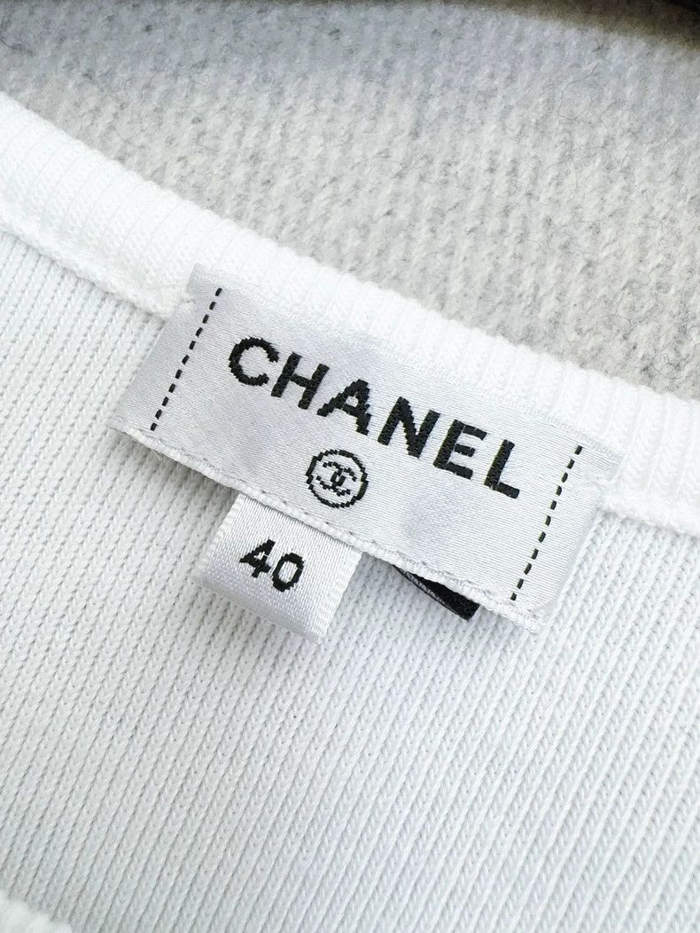 Chanel Chanel 23C Embroidered Sequin White T-Shirt Size M / US 6-8 / IT 42-44 - 5 Thumbnail