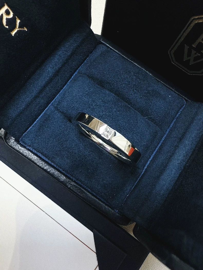 Tiffany & Co. Harry Winston Square Solitaire Princess Ring Size ONE SIZE - 2 Thumbnail