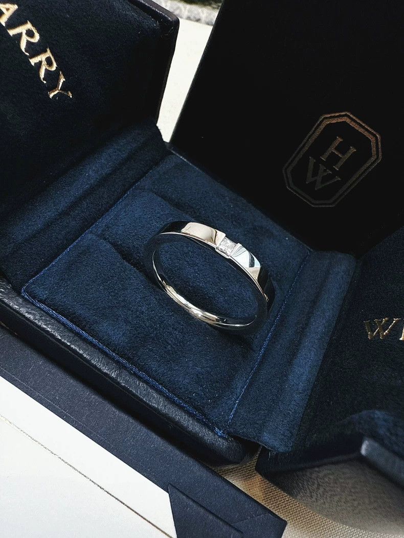 Tiffany & Co. Harry Winston Square Solitaire Princess Ring Size ONE SIZE - 3 Thumbnail