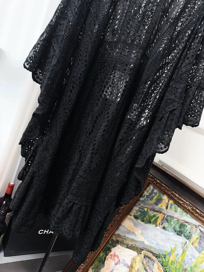 Valentino Valentino Black Lace Cape Dress Size M / US 6-8 / IT 42-44 - 3 Thumbnail