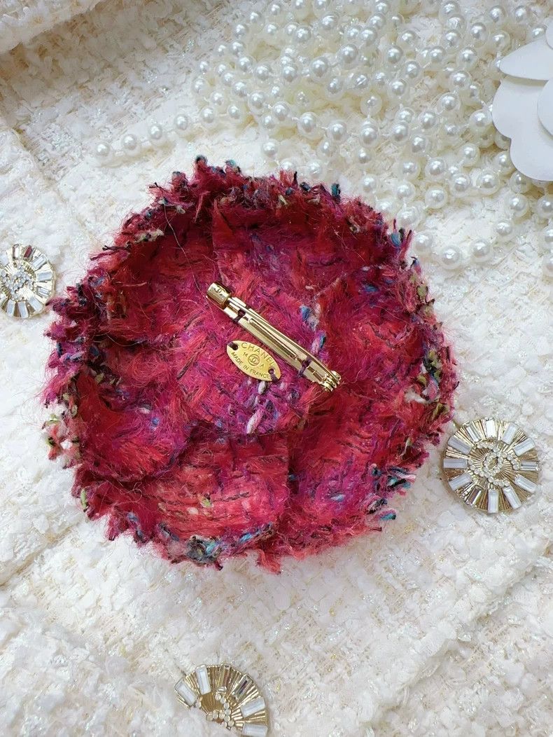 Chanel Chanel Camellia Brooch 14A Size ONE SIZE - 3 Thumbnail
