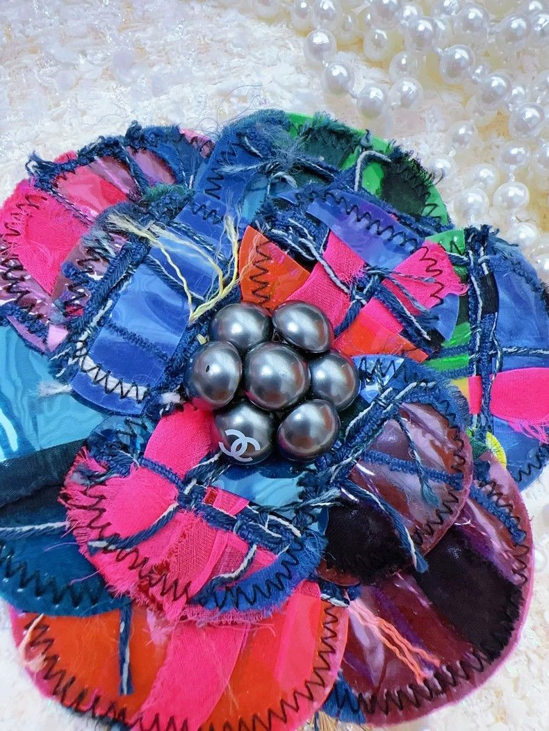 Chanel Chanel 14b Camellia Tweed Brooch Multi Size ONE SIZE - 5 Thumbnail