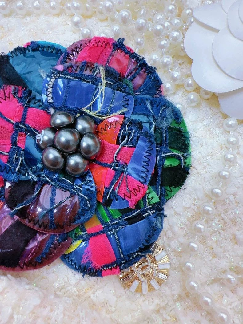 Chanel Chanel 14b Camellia Tweed Brooch Multi Size ONE SIZE - 3 Thumbnail