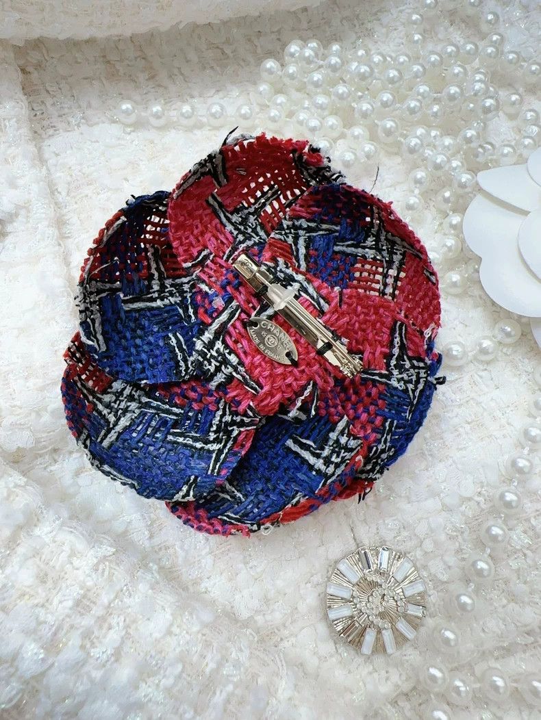 Chanel Chanel 15s Camellia Brooch Red Blue Size ONE SIZE - 5 Thumbnail
