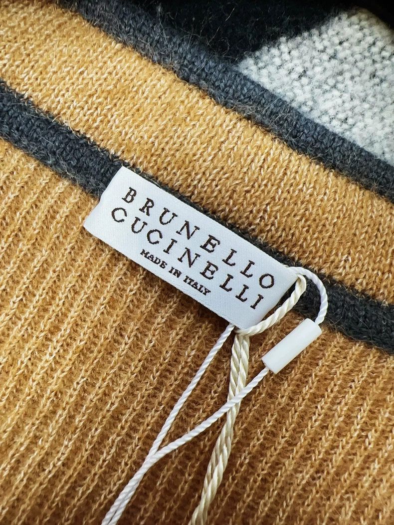 Brunello Cucinelli Brunello Cucinelli V-Neck Camel Knit Vest Size M / US 6-8 / IT 42-44 - 4 Thumbnail