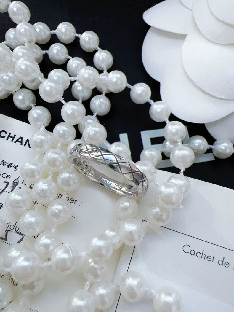 Chanel CHANEL COCO CRUSH White Gold Ring Size ONE SIZE - 6 Thumbnail