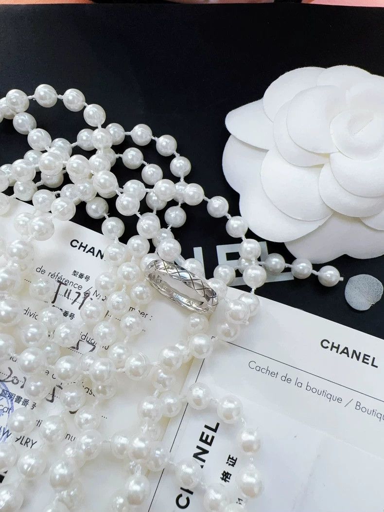 Chanel CHANEL COCO CRUSH White Gold Ring Size ONE SIZE - 2 Thumbnail