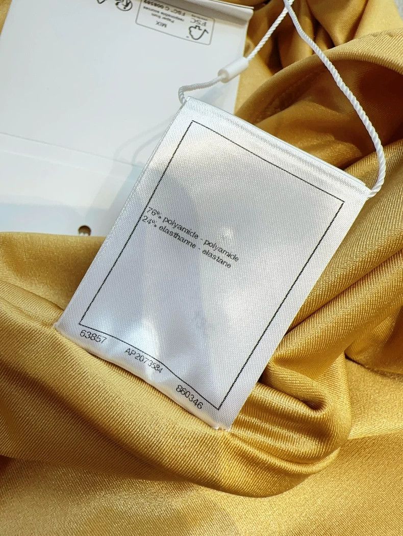 Chanel Chanel Gold CC Logo Biker Shorts Size 28" / US 6 / IT 42 - 6 Thumbnail