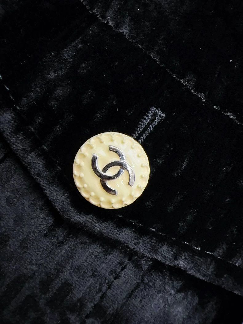 Chanel Chanel 22B Velvet Contrast Collar Jacket Size M / US 6-8 / IT 42-44 - 5 Thumbnail