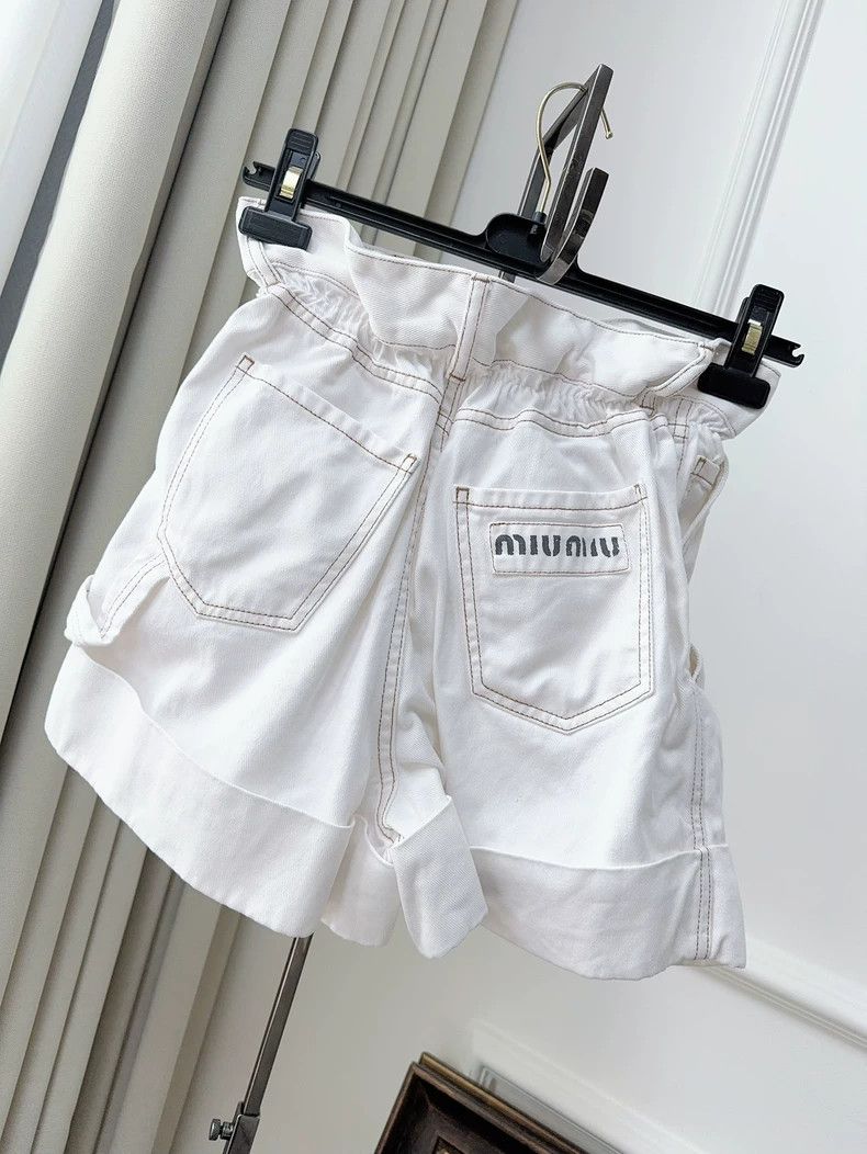 Miu Miu Miu Miu White Denim Shorts Size 36" / US 14 / IT 50 - 2 Thumbnail