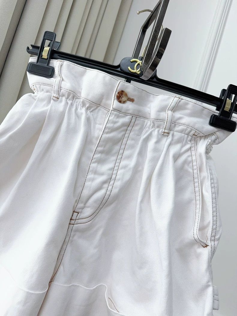 Miu Miu Miu Miu White Denim Shorts Size 36" / US 14 / IT 50 - 3 Thumbnail