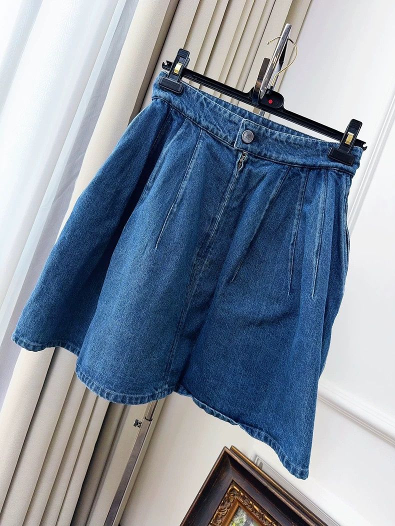 Chanel Chanel Blue Denim Mini Skirt Size 38" / US 16 / IT 52 - 2 Thumbnail