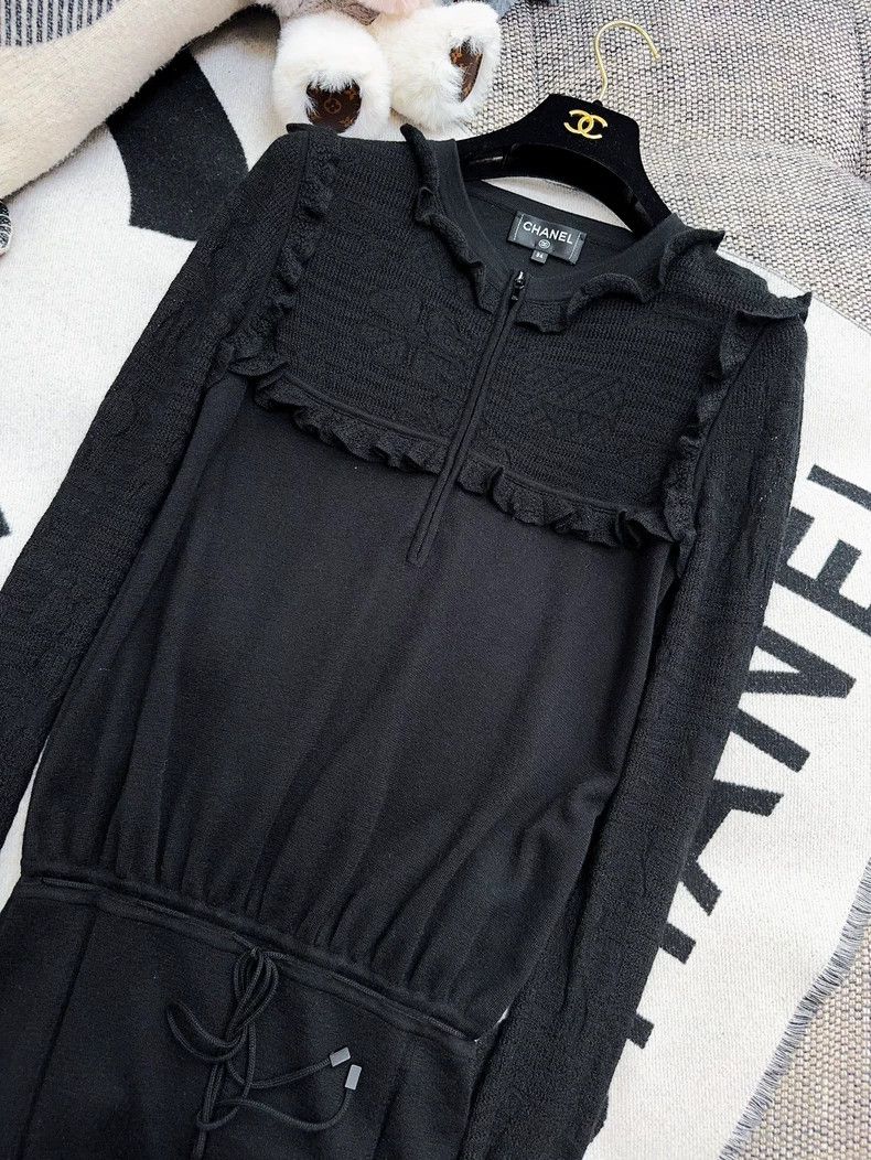 Chanel Chanel Black Ruffled Long Sleeve Dress Size M / US 6-8 / IT 42-44 - 4 Thumbnail