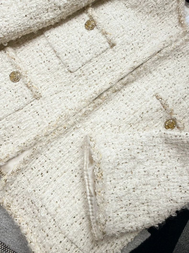Chanel Chanel 19A Egypt Series Platinum Four-Pocket Jacket Size L / US 10 / IT 46 - 4 Thumbnail