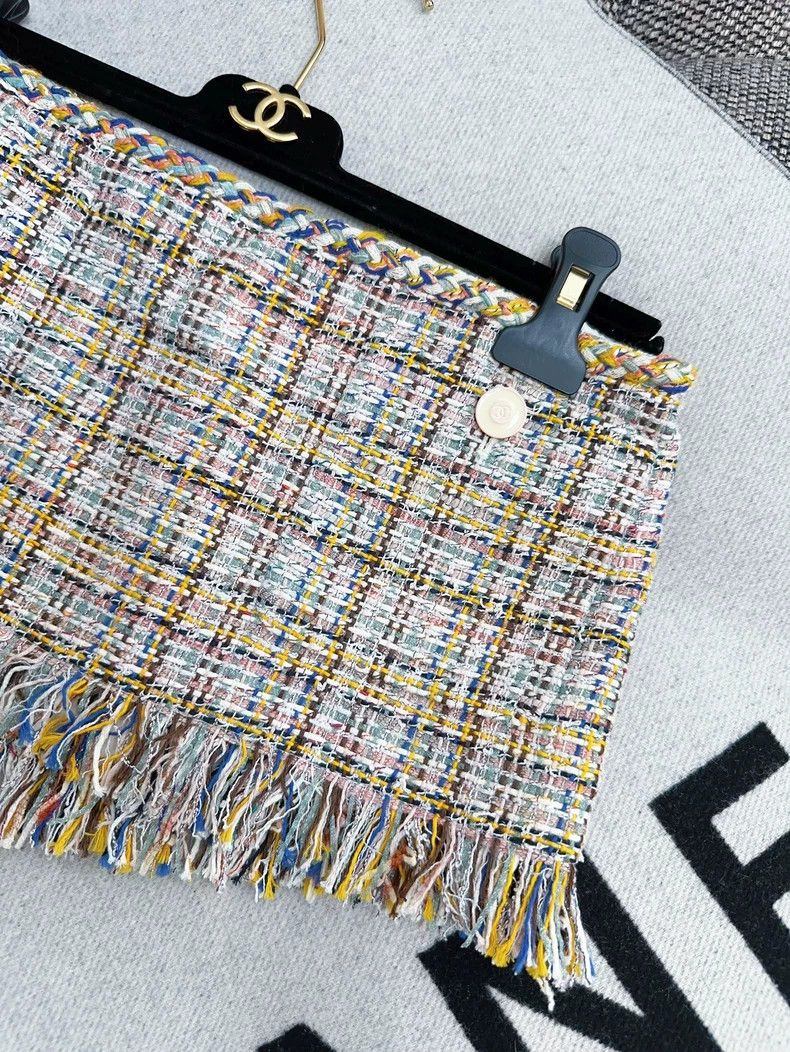 Chanel Chanel Tweed Fringe Mini Skirt Size 28" / US 6 / IT 42 - 5 Thumbnail