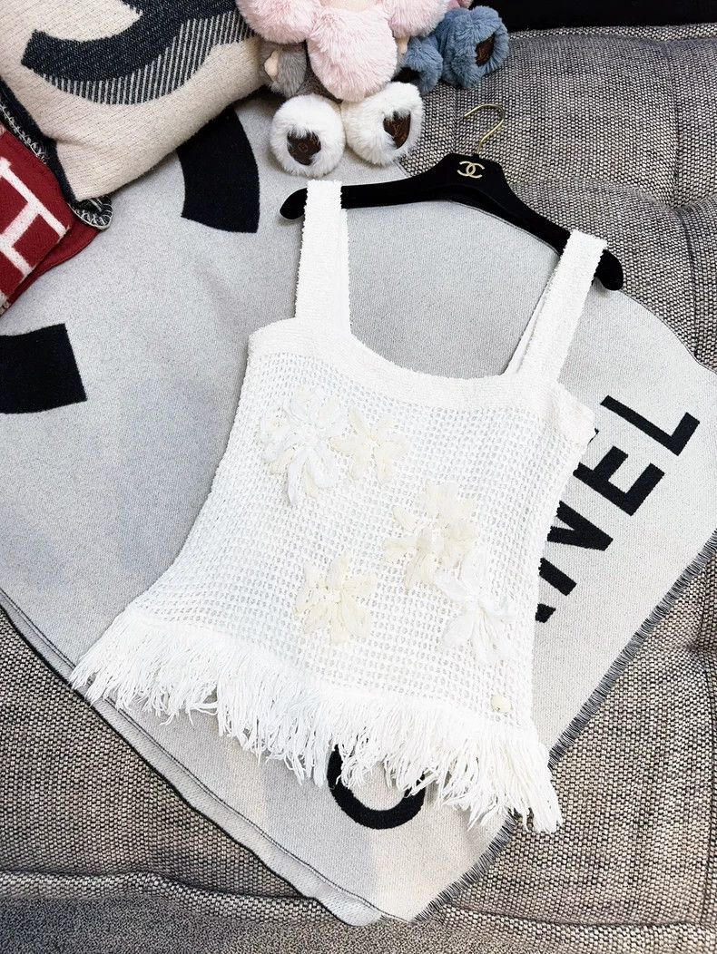 Chanel Chanel Camellia Fringe Knit Tank Top Size M / US 6-8 / IT 42-44 - 2 Thumbnail
