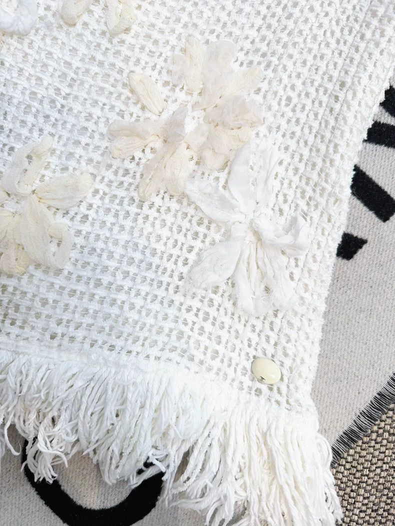 Chanel Chanel Camellia Fringe Knit Tank Top Size M / US 6-8 / IT 42-44 - 5 Thumbnail
