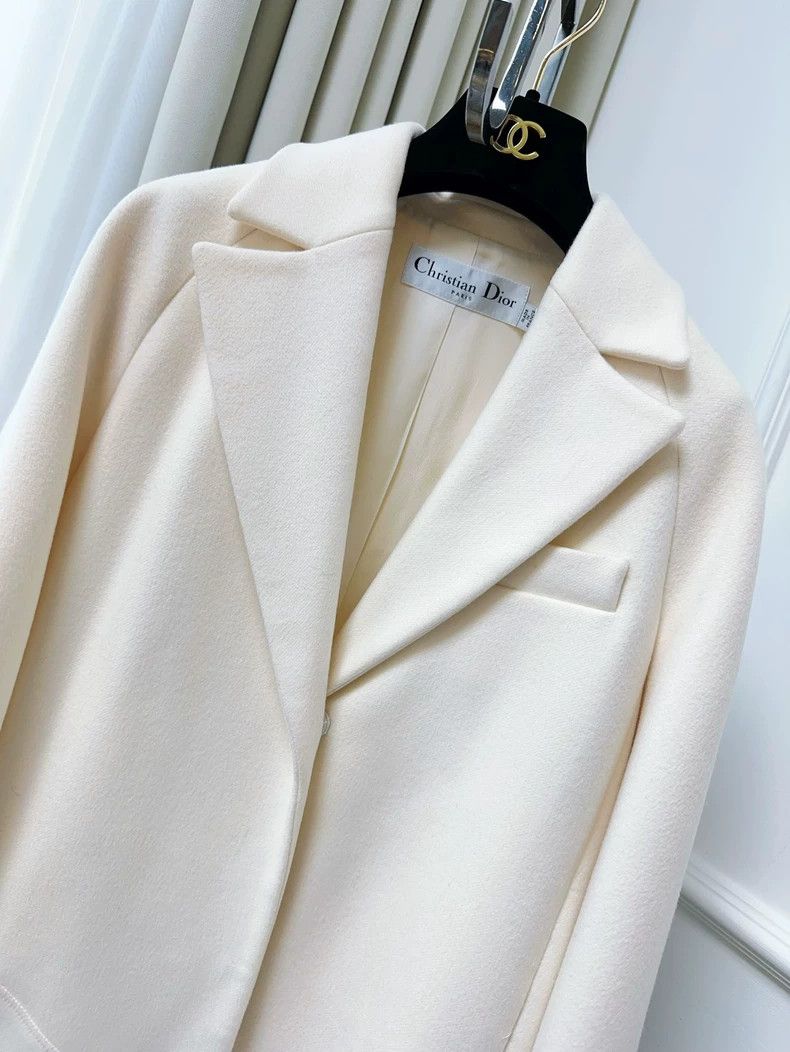 Dior Dior Beige Cashmere Coat with Ruffle Hem Size M / US 6-8 / IT 42-44 - 3 Thumbnail