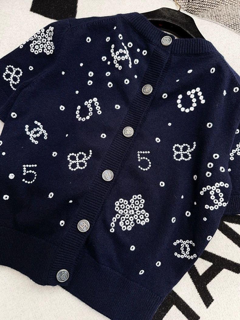 Chanel Chanel 23P Blue Embroidered Short Sleeve Cardigan Size M / US 6-8 / IT 42-44 - 2 Thumbnail